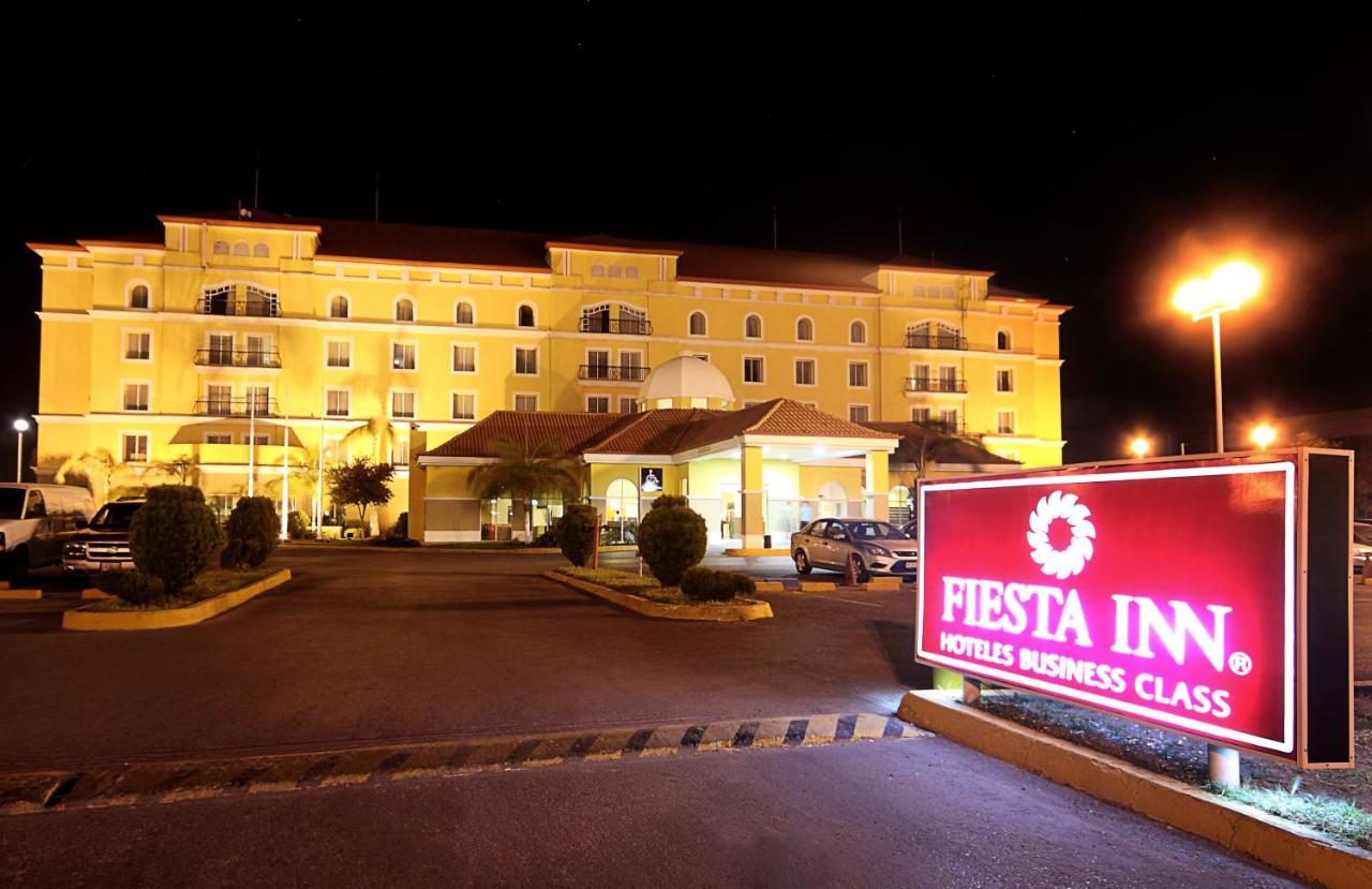 Fiesta Inn Nuevo Laredo Exterior foto