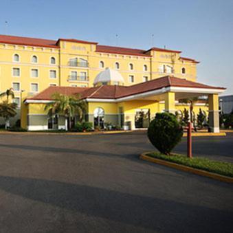 Fiesta Inn Nuevo Laredo Exterior foto